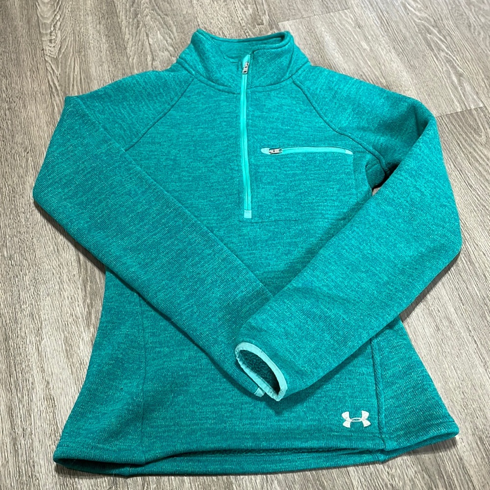 Underarmor fleece pull over